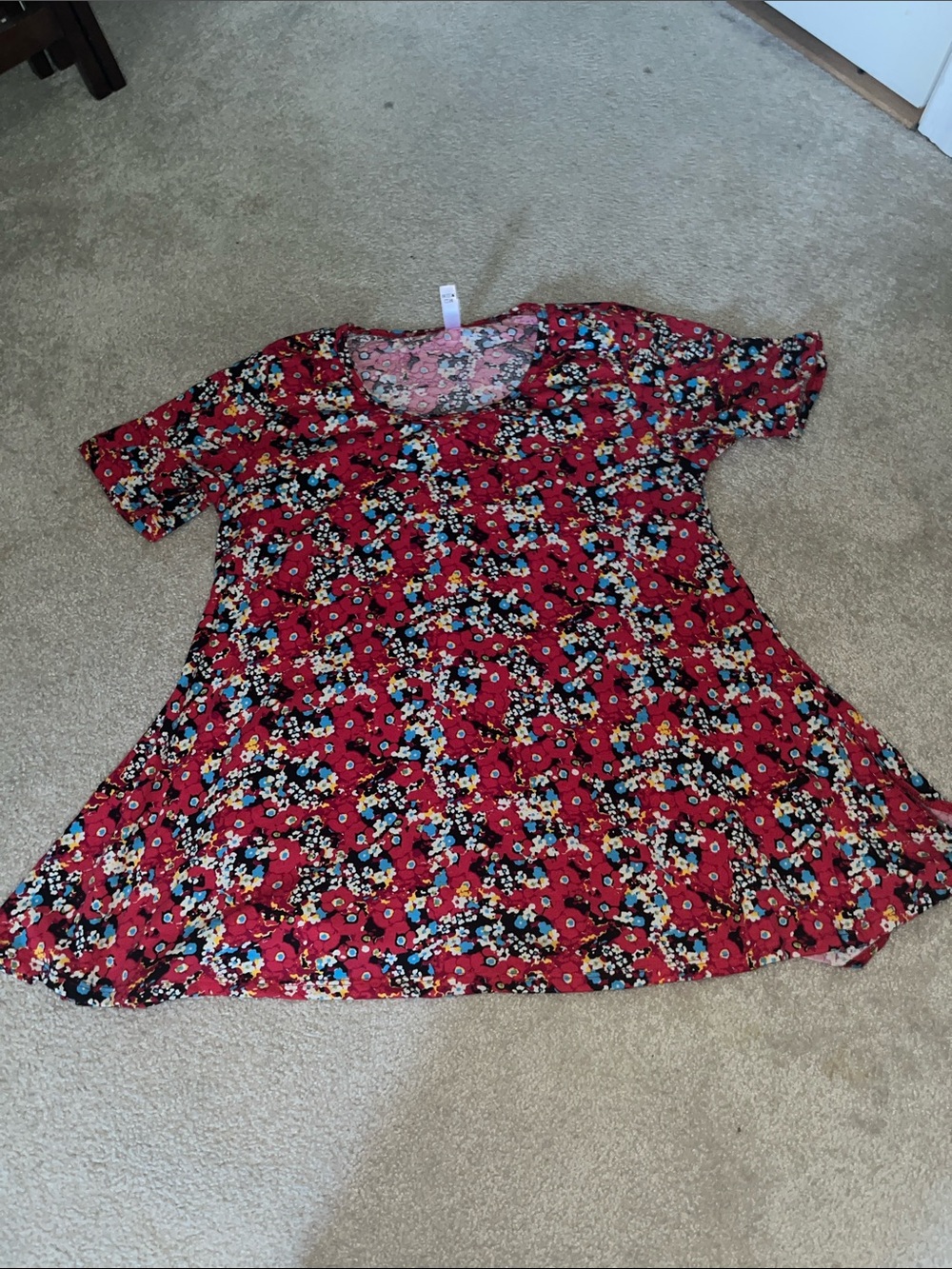 LuLaRoe Red Floral Swing Top